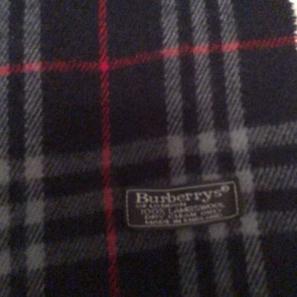Vintage Burberry Scarf - Picture 3 of 3